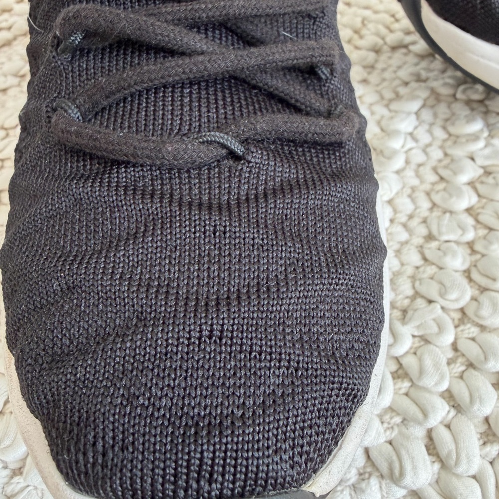 Authentic CHANEL Black ribbed knit lace up sneakers 38 1/2 - Picture 13 of 16